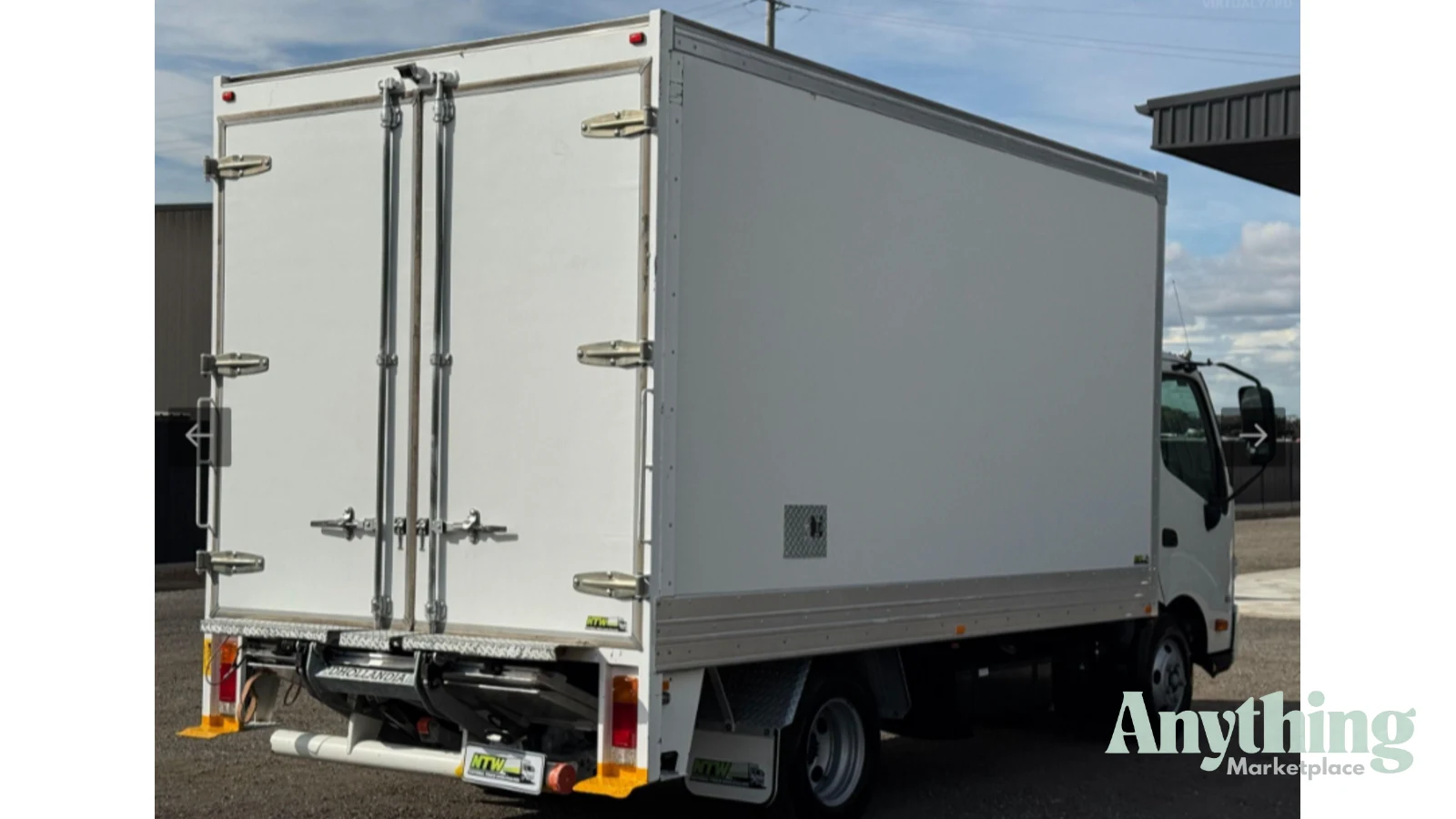 2022 Used Hino 300 Series Pantech