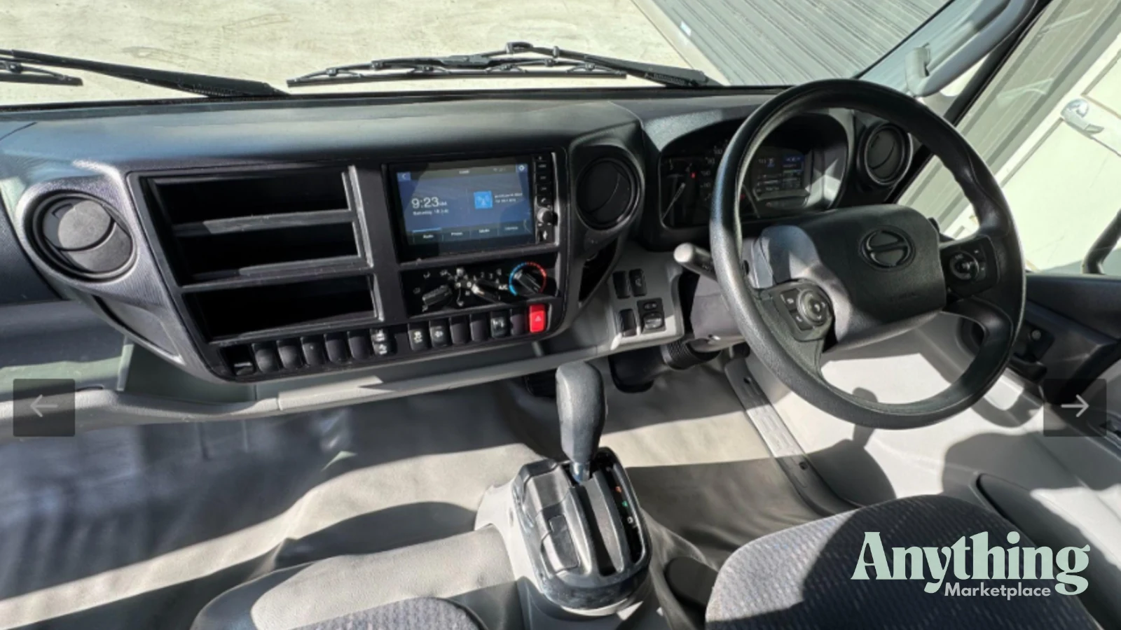 2022 Used Hino 300 Series Pantech