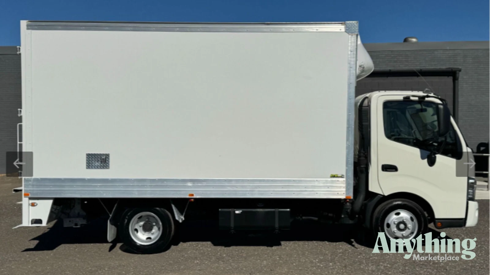 2022 Used Hino 300 Series Pantech
