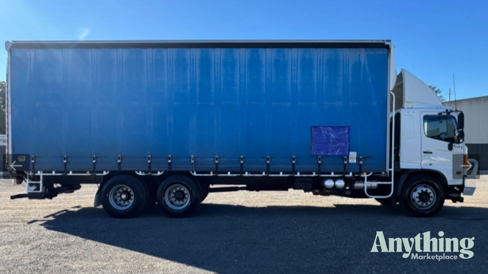 2013 Used Hino 500 Series Curtainsider