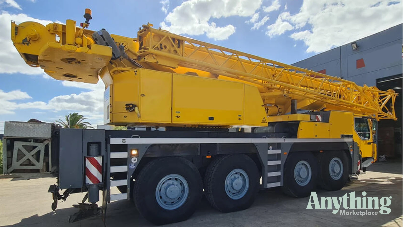 2004 Used Liebherr LTM1090-4.1 Crane Truck