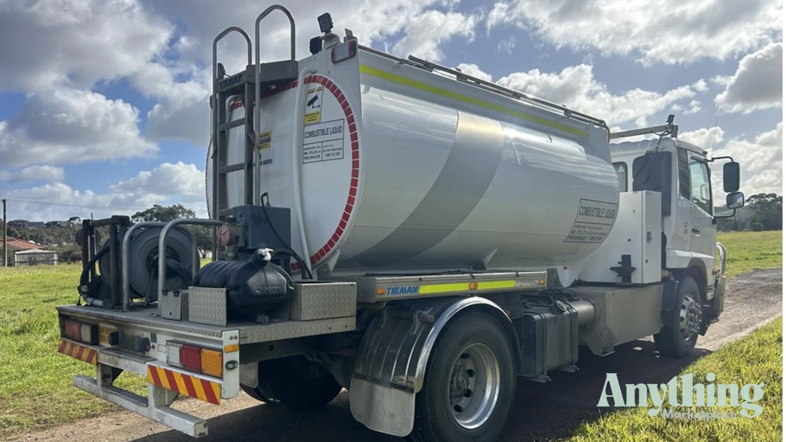 2013 Used UD PKC8E Tanker