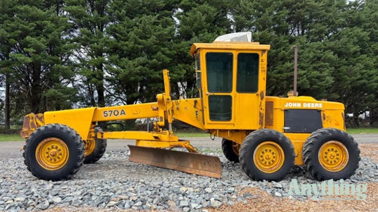 1986 Used John Deere 570A Graders