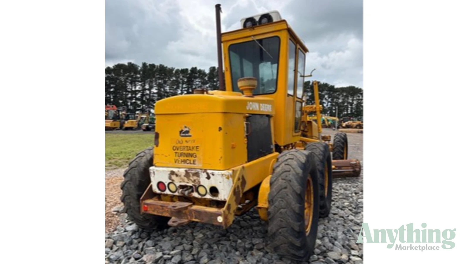 1986 Used John Deere 570A Graders