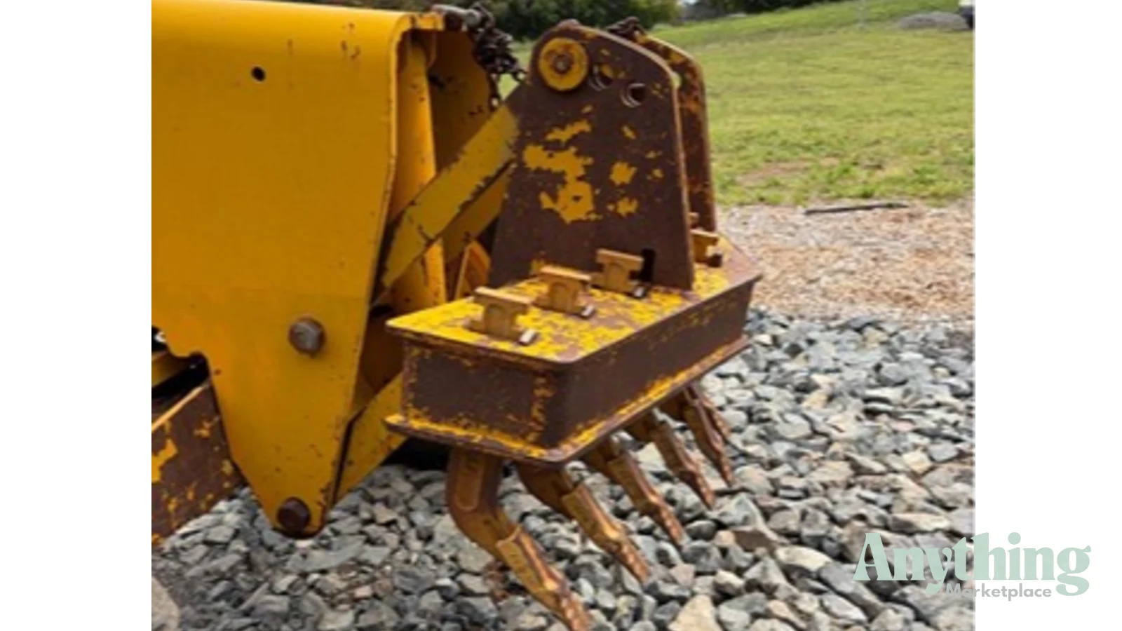 1986 Used John Deere 570A Graders