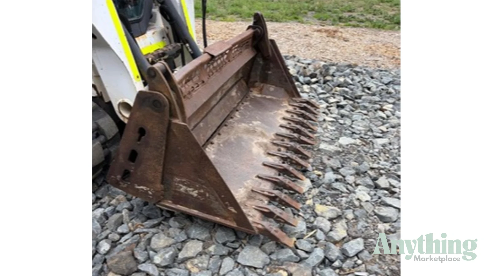 2016 Used Bobcat T590 Skid Steers