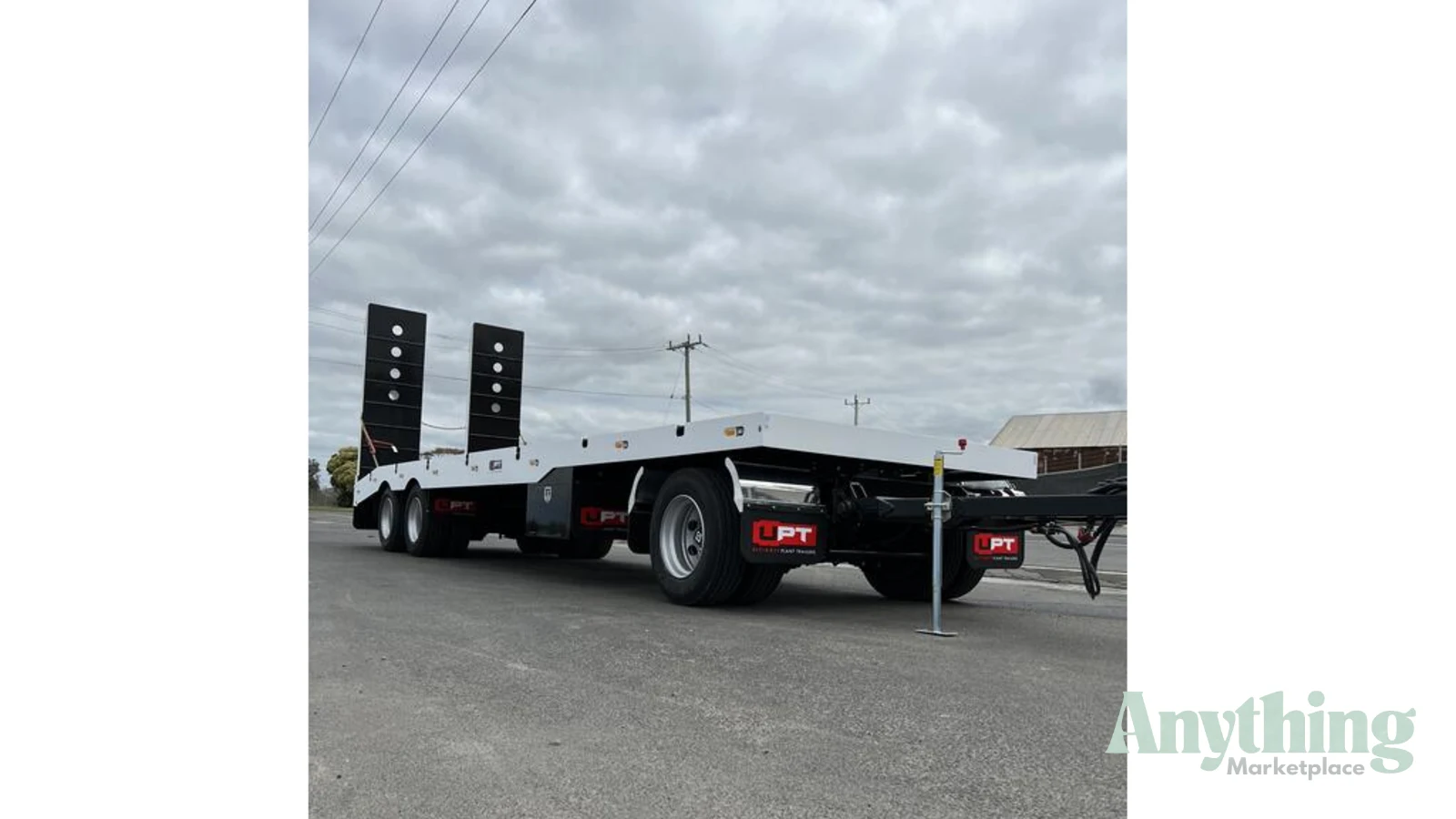 New UPT Dog Trailer