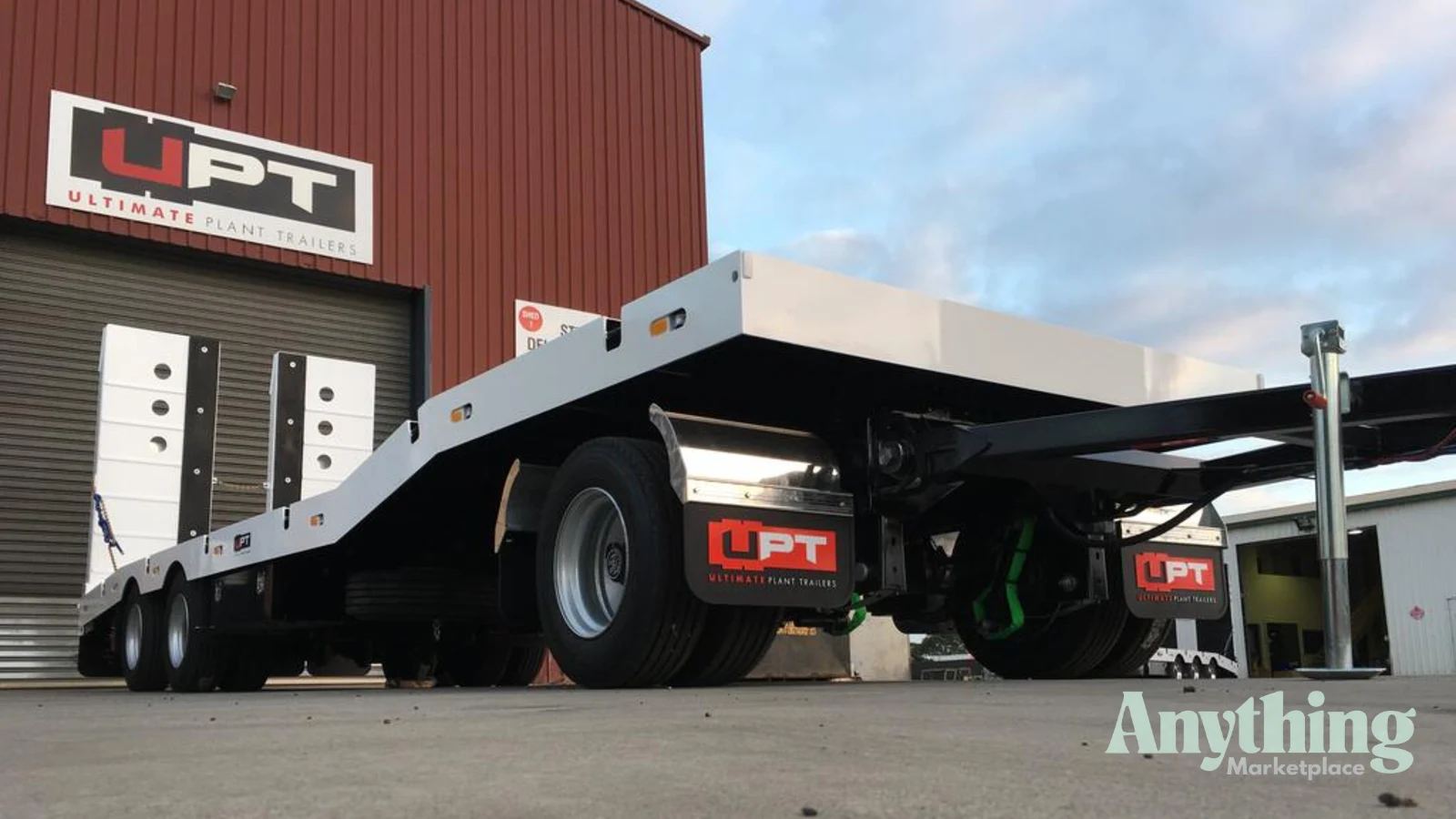 New UPT Dog Trailer