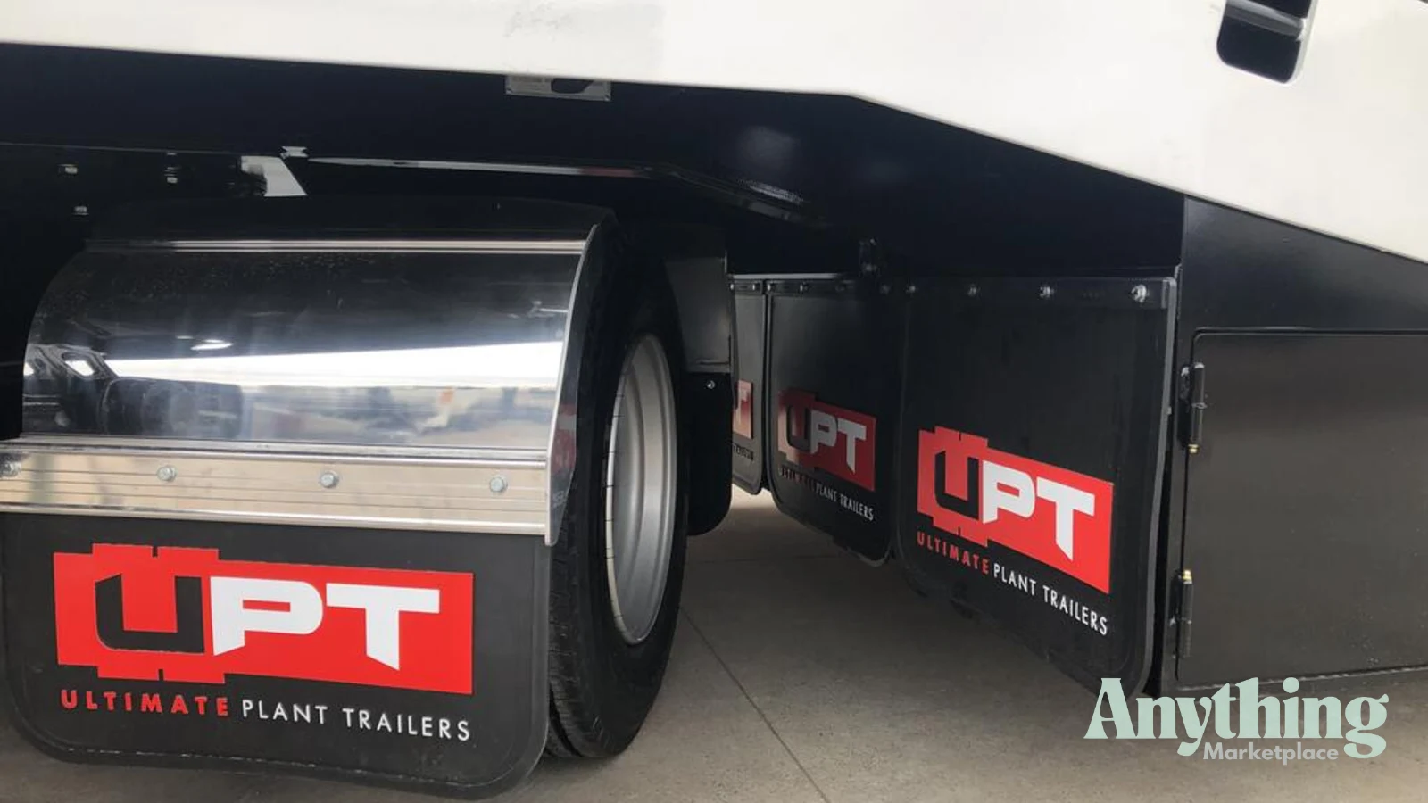 New UPT Dog Trailer