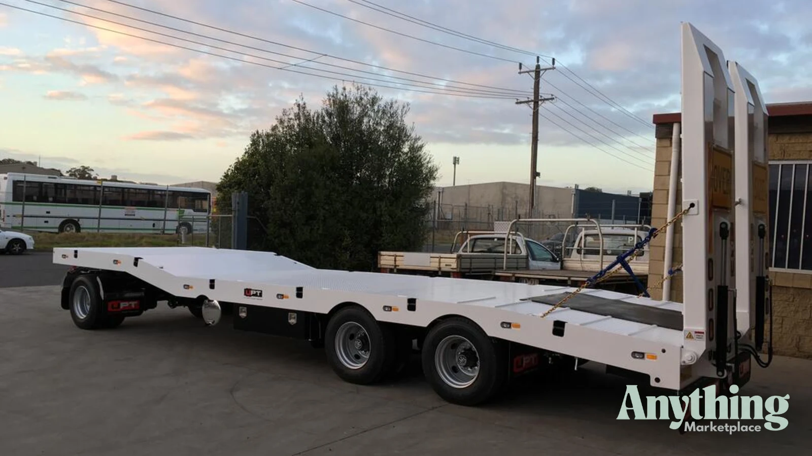 New UPT Dog Trailer