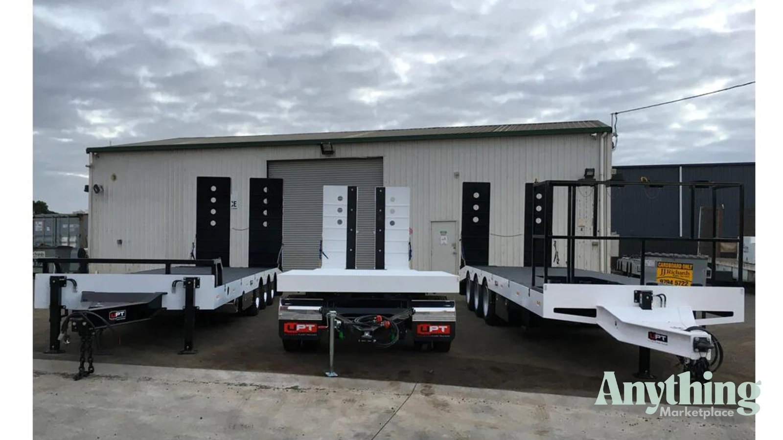 New UPT Dog Trailer