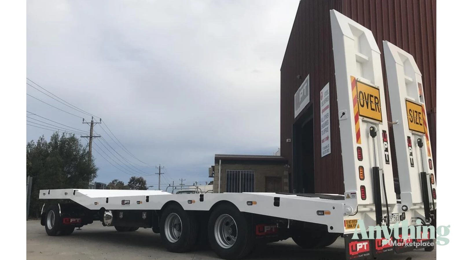 New UPT Dog Trailer
