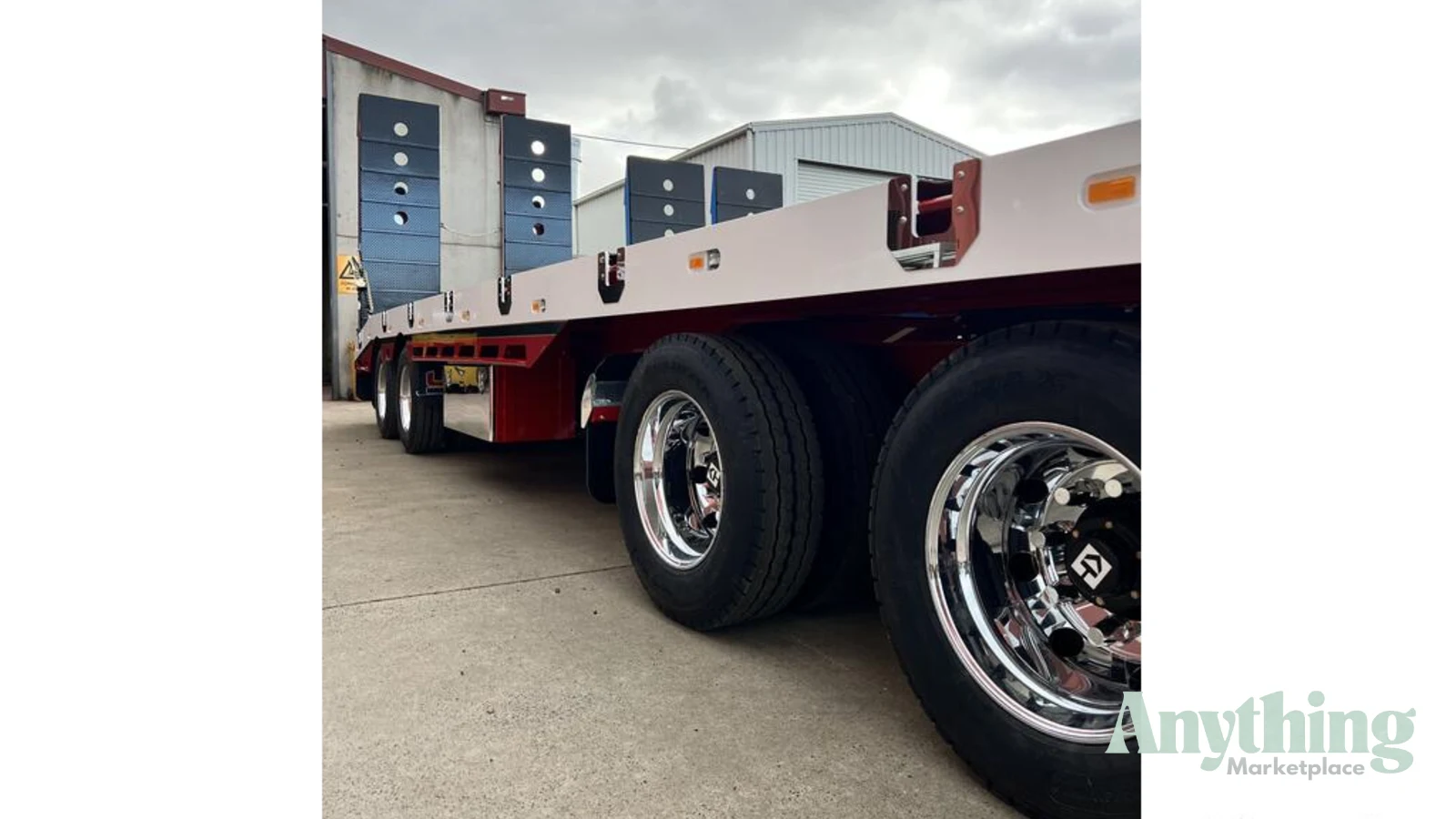 New UPT Dog Trailer