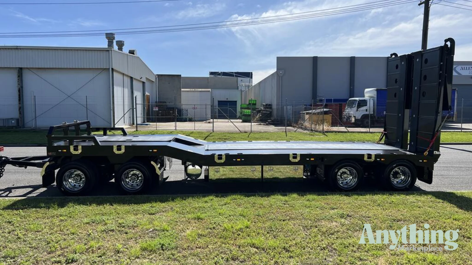New UPT Dog Trailer
