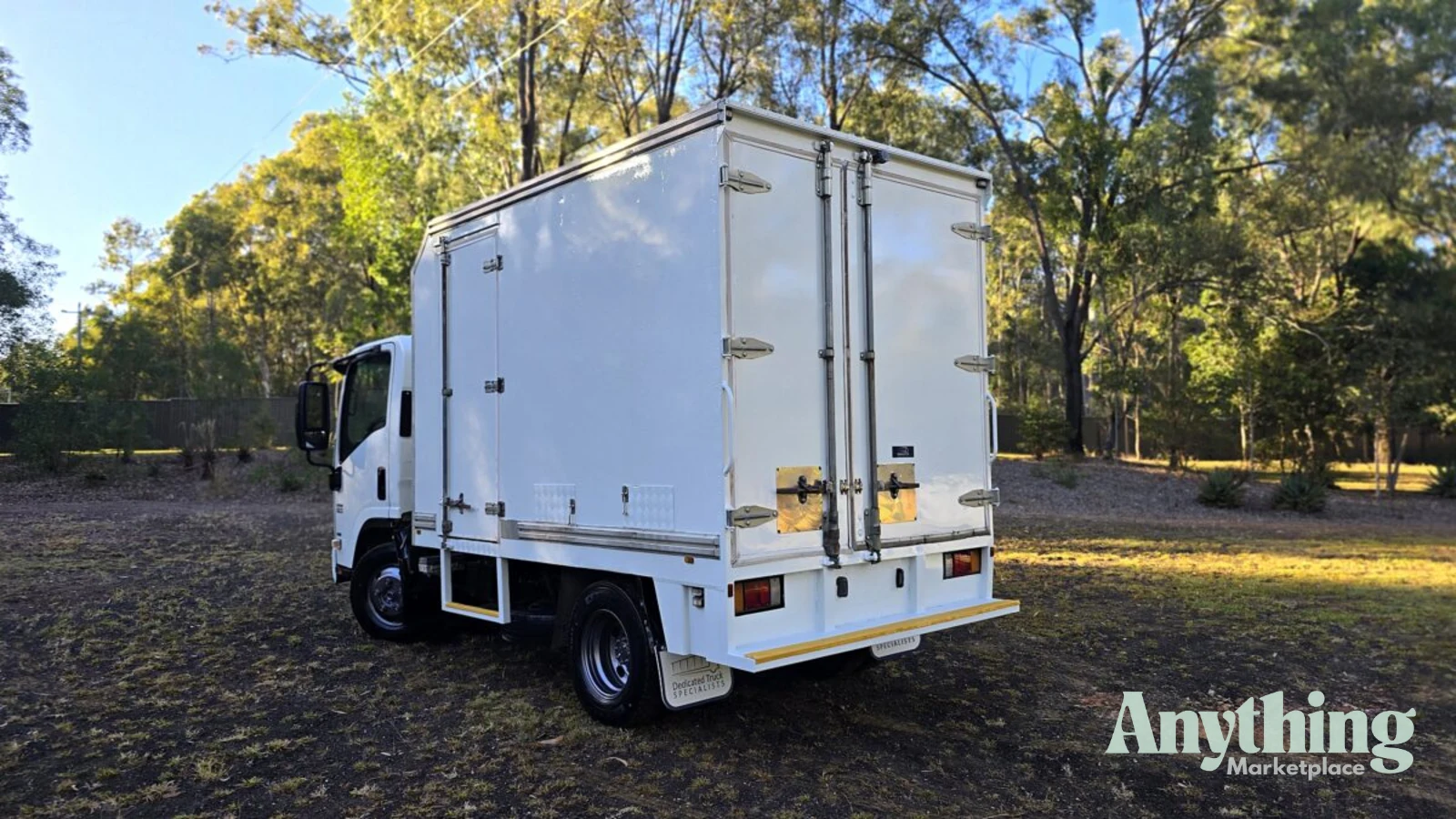 2010 Used Isuzu NNR200 Pantech