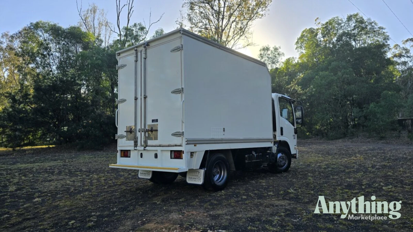 2010 Used Isuzu NNR200 Pantech