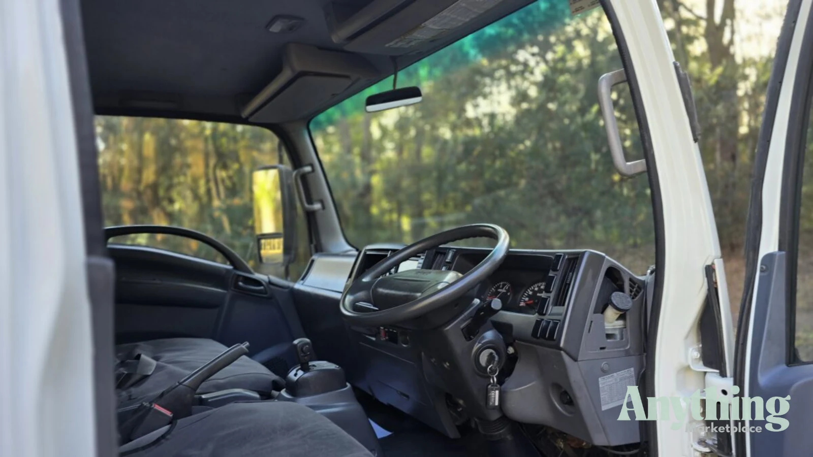 2010 Used Isuzu NNR200 Pantech