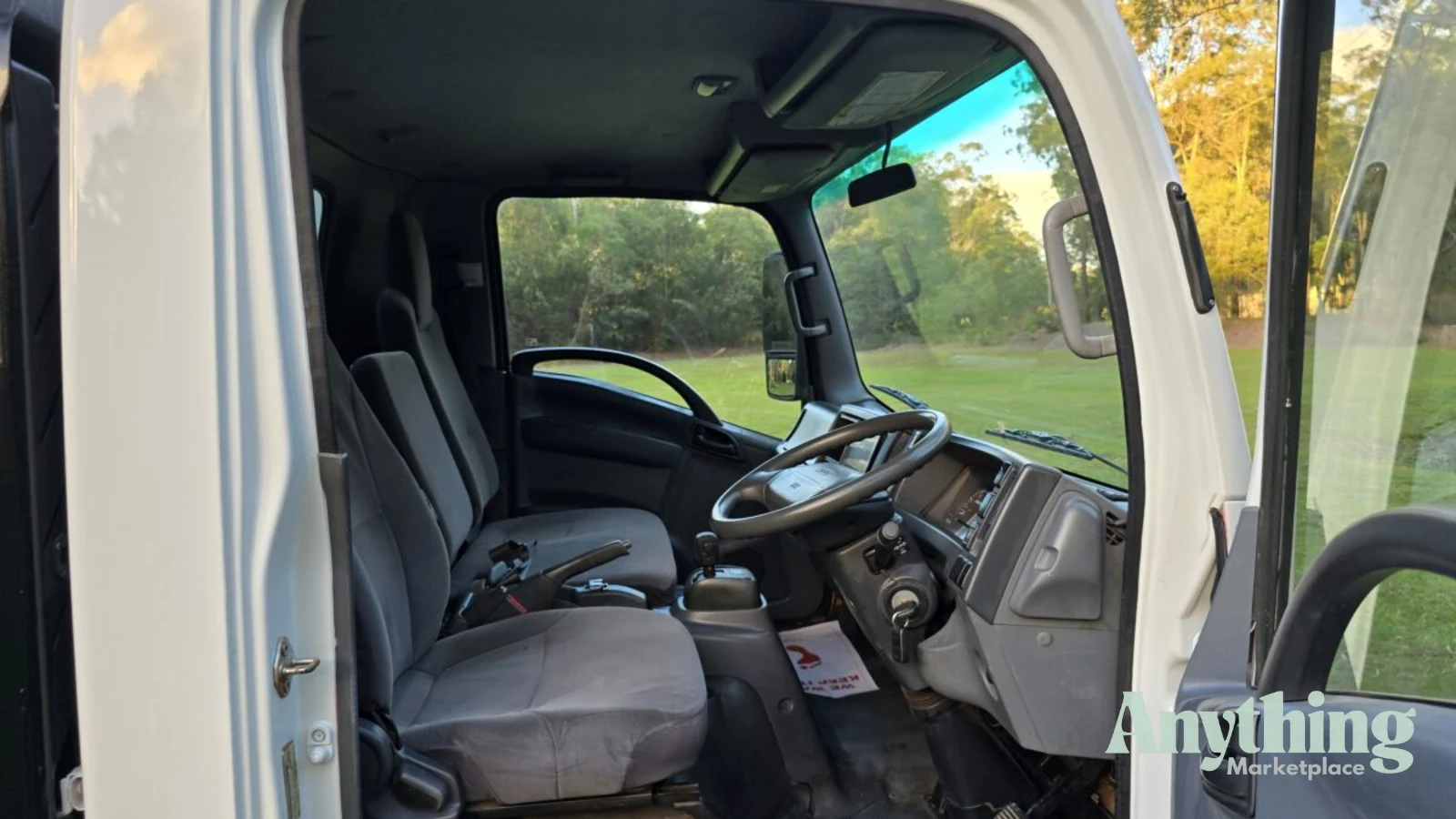 2010 Used Isuzu N-Series Pantech