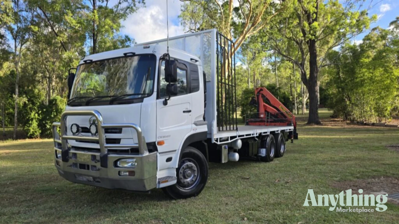 2012 UD 400HP 6×4 Crane Truck