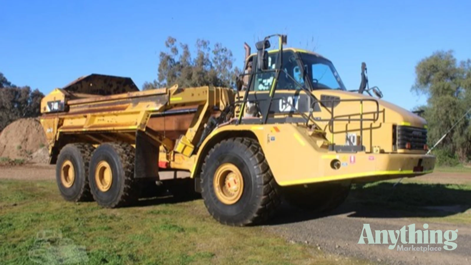 2010 Used Caterpillar 740 EJ Dump Truck