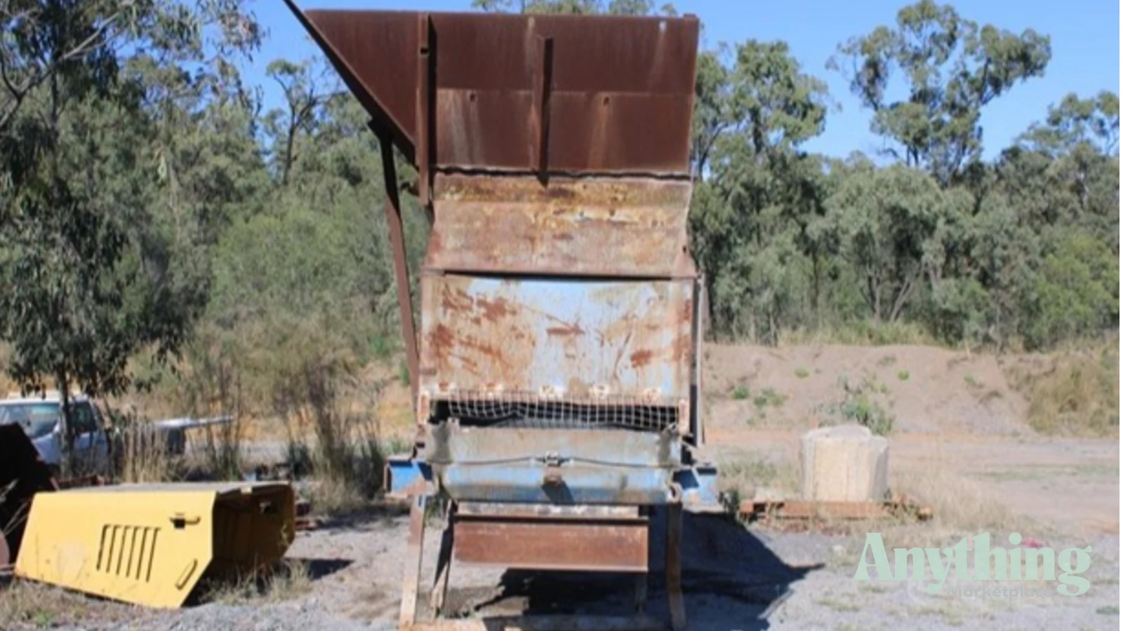 Used Finlay 105 Feeder Hoppers