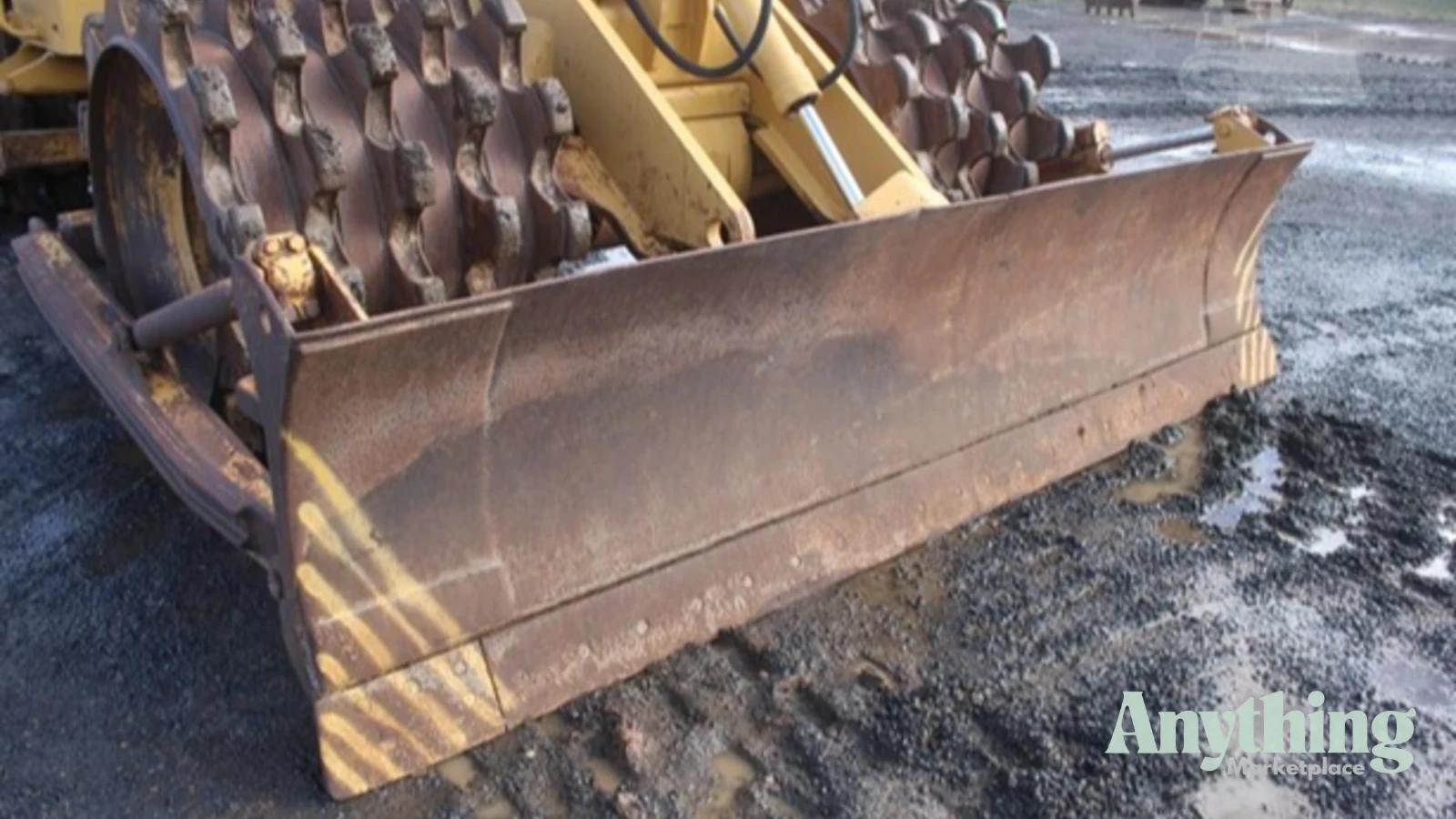 2000 Used Caterpillar 815F Roller Compactors