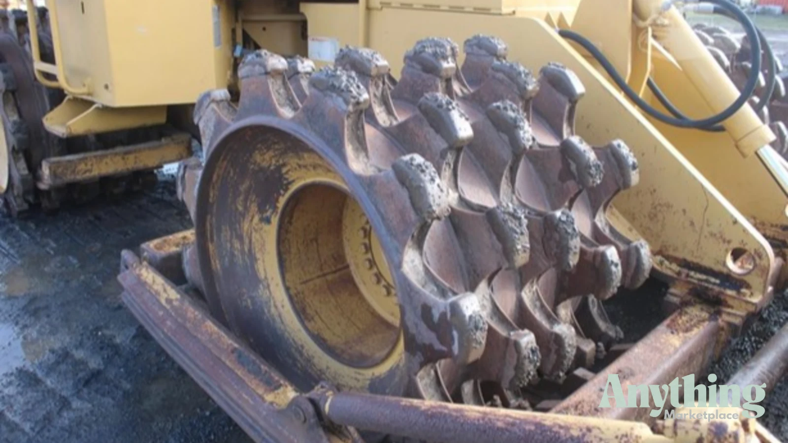 2000 Used Caterpillar 815F Roller Compactors