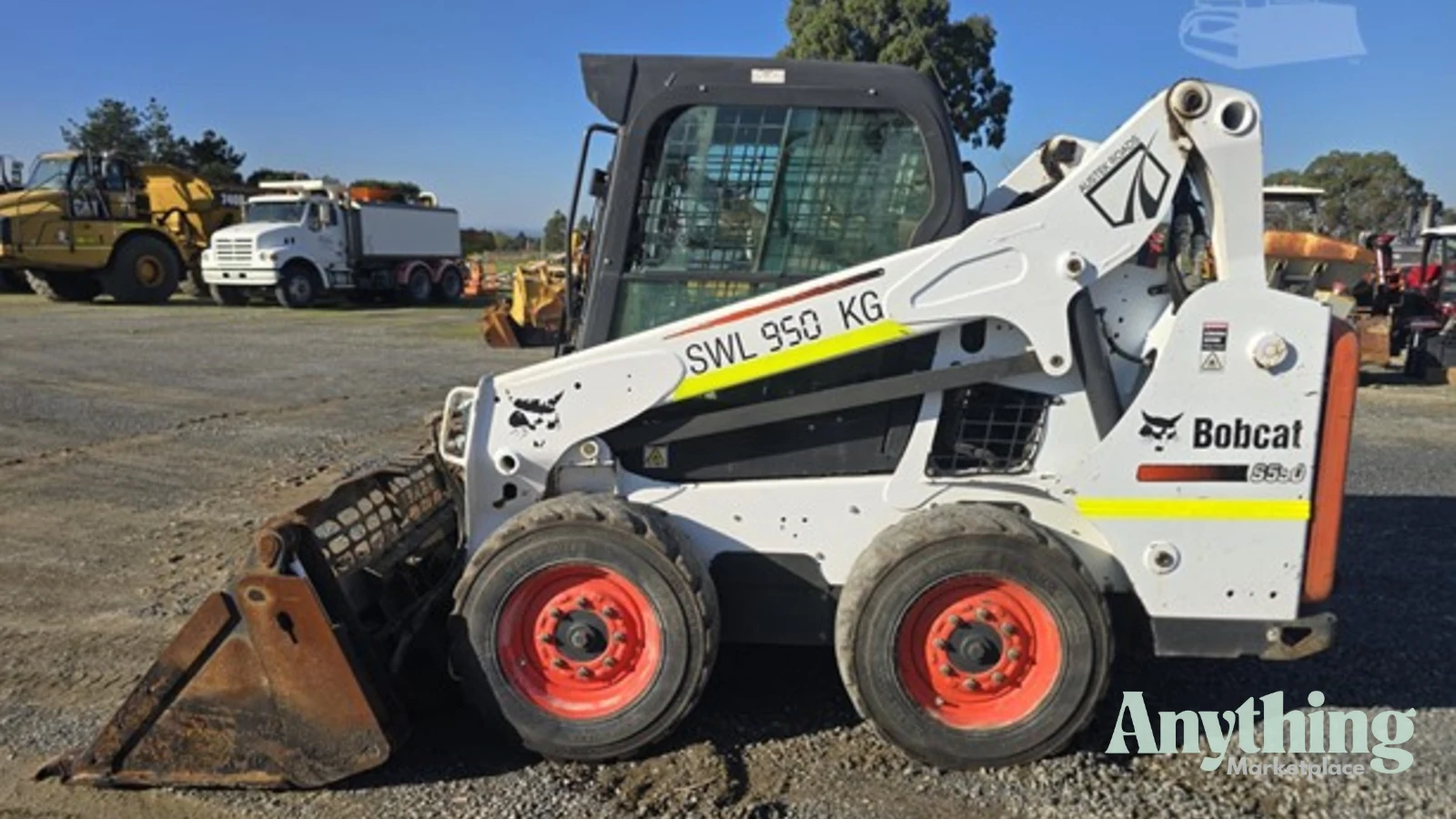 2014 Used Bobcat S590 Skid Steers