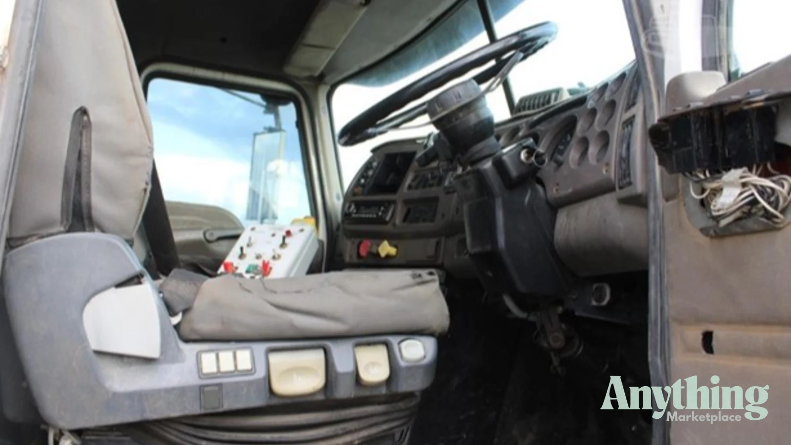 2007 Used Mack METRO-LINER Water Truck