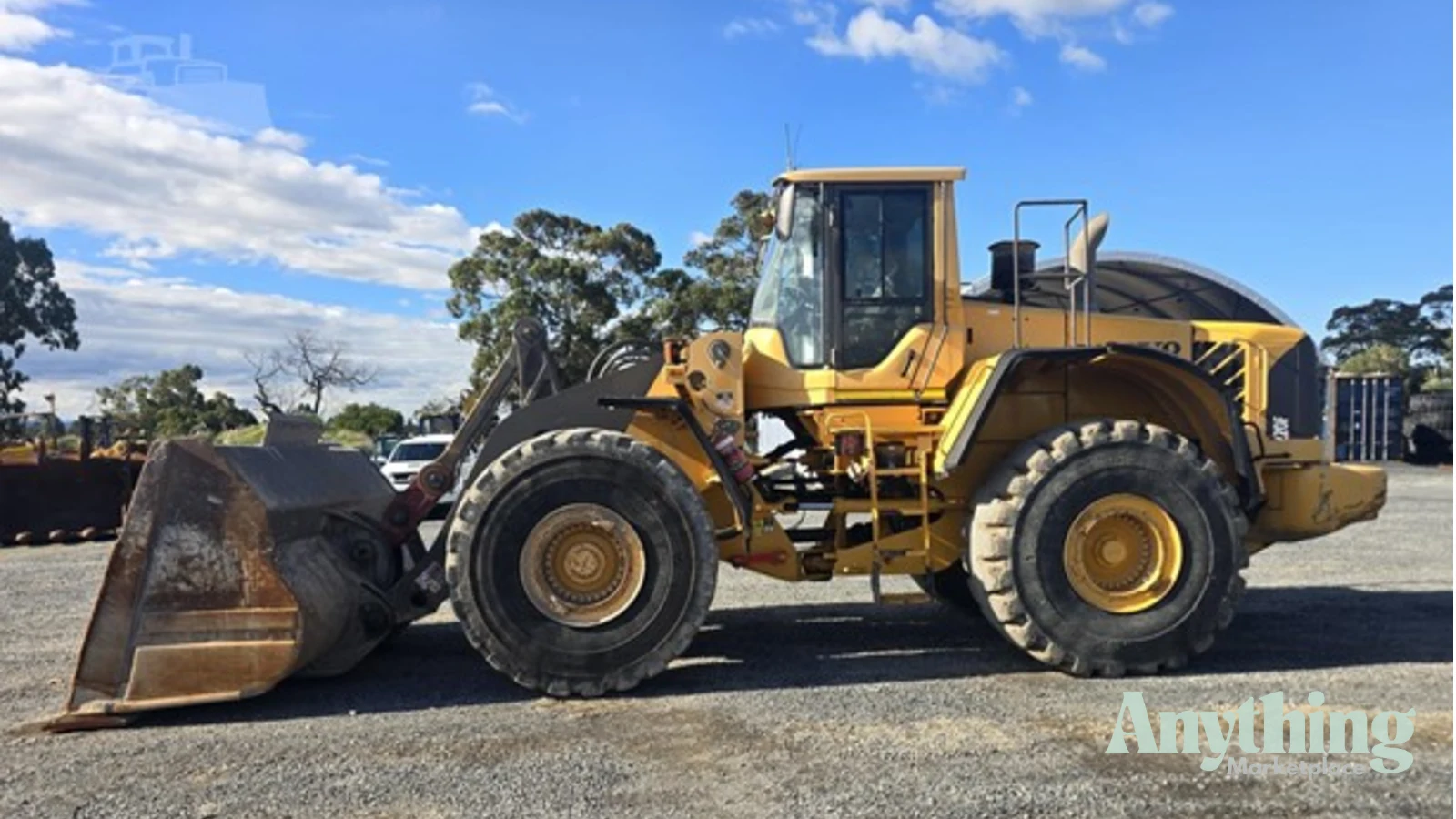 2010 Used Volvo L220F Loaders