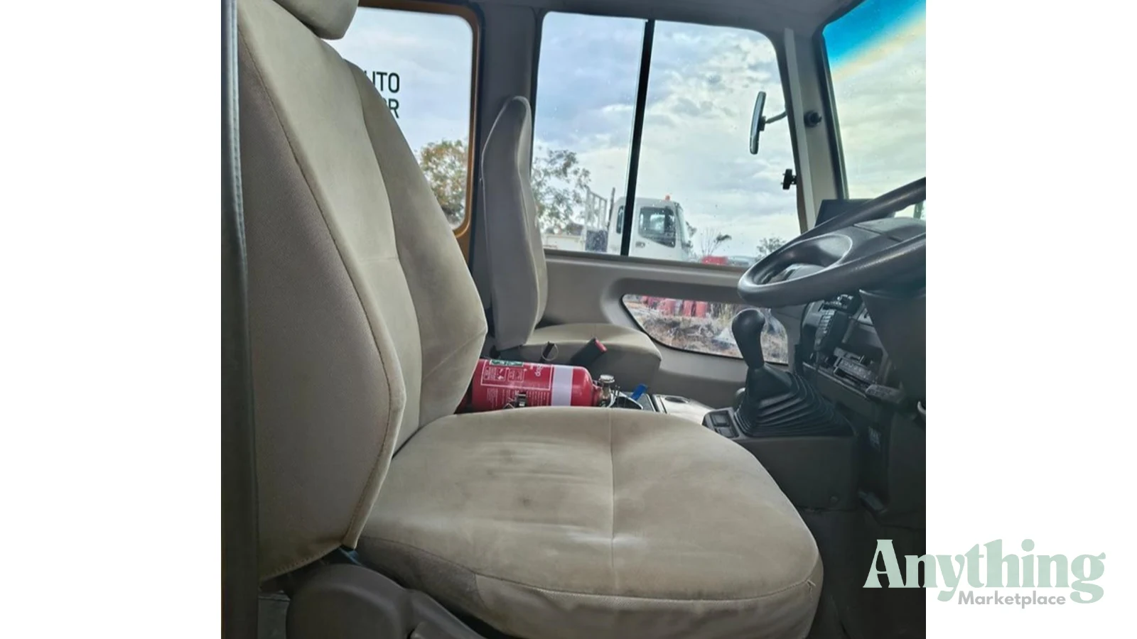 2014 Used Mitsubishi ROSA DELUXE Bus