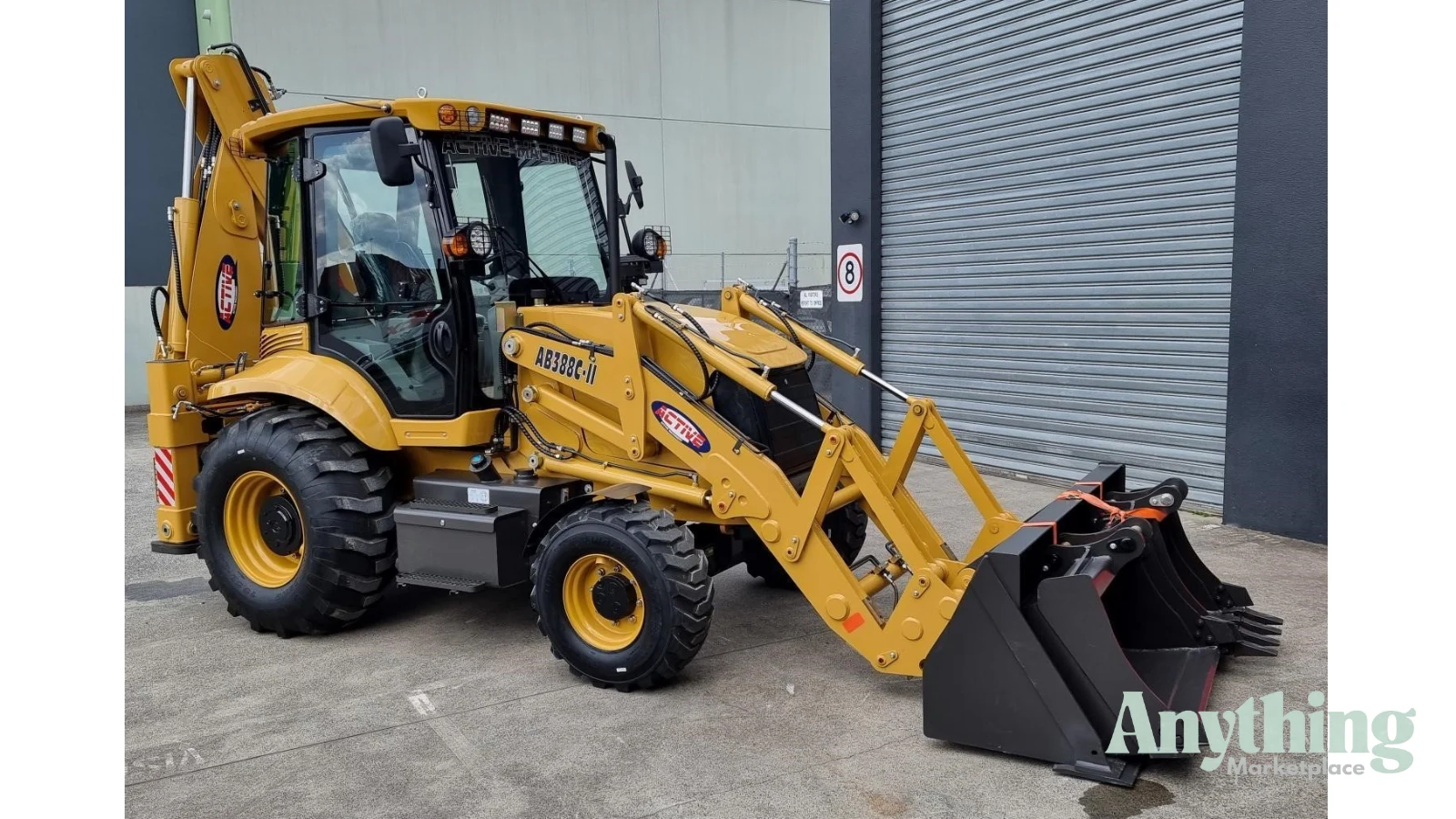 AB388UT 8 TONNE Backhoe