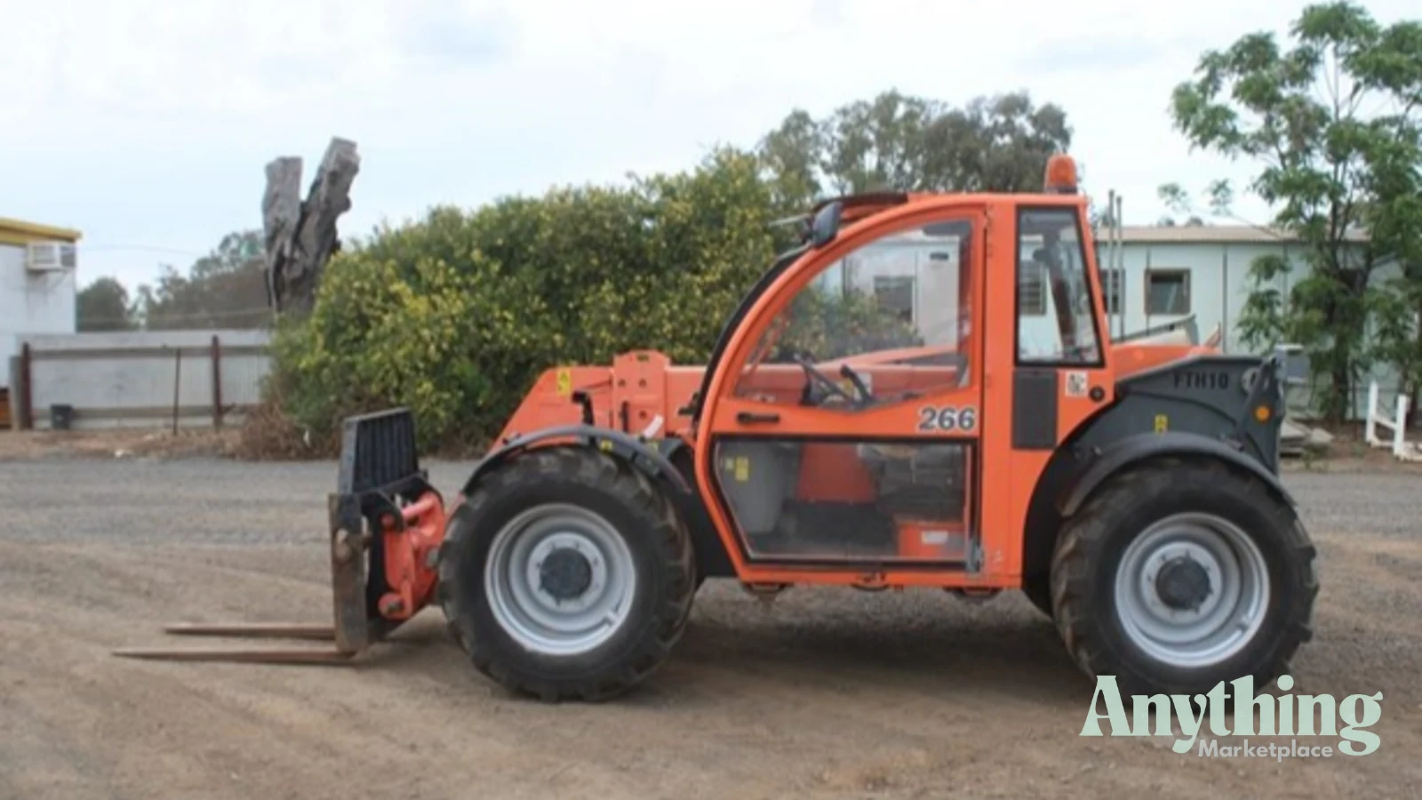 2005 Used Jlg 266 Telehandlers