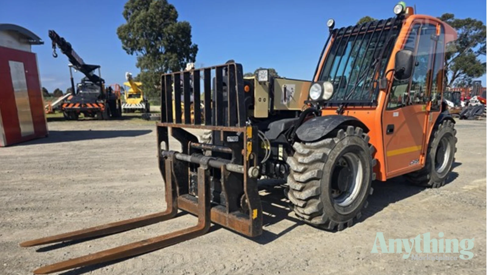 2015 JLG 2505H