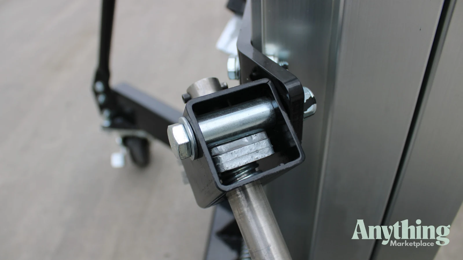 New Swift Equipment ML45 Material Lifts