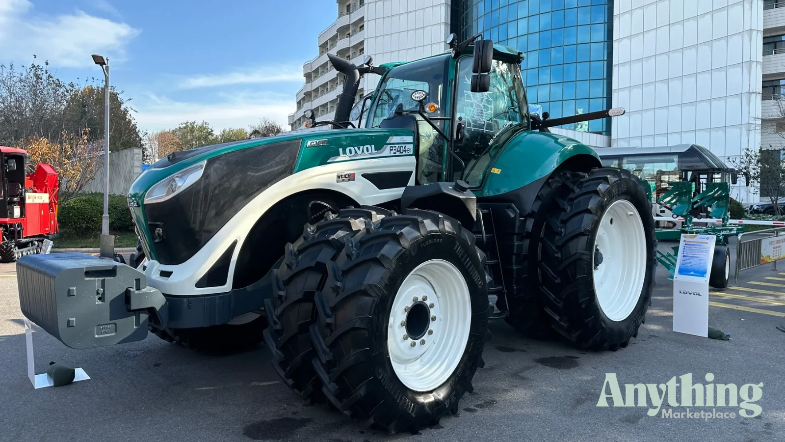 New LOVOL P8340 Tractor