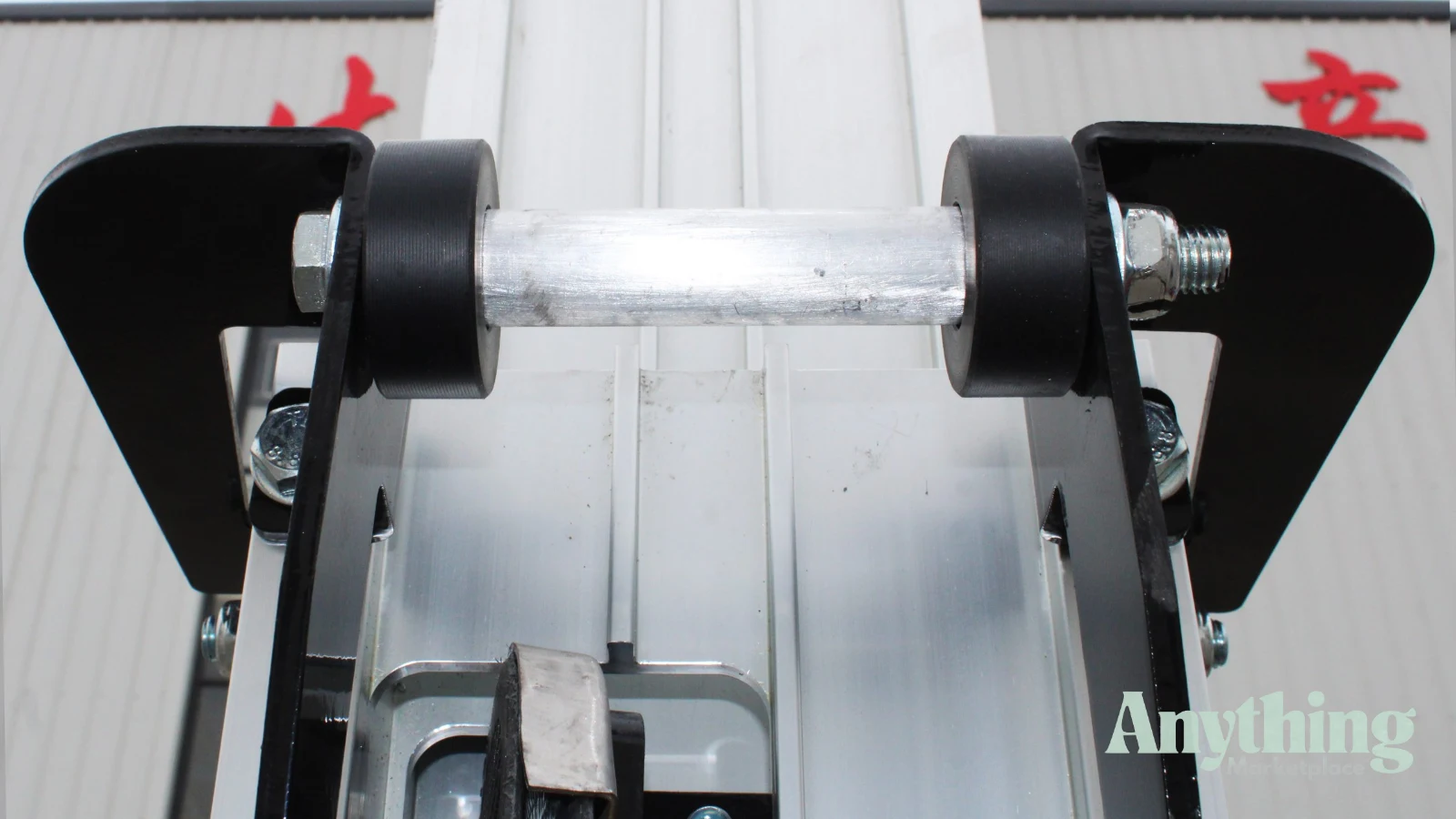 New Swift Equipment ML45 Material Lifts