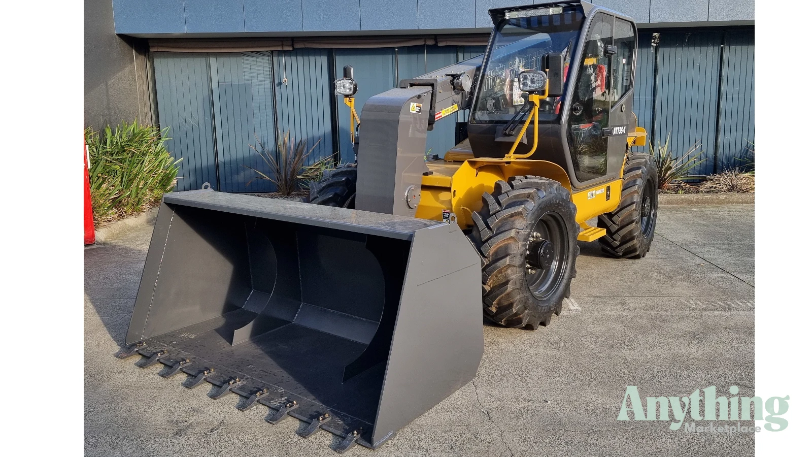 AT735-4 7.2 TONNE Telehandler