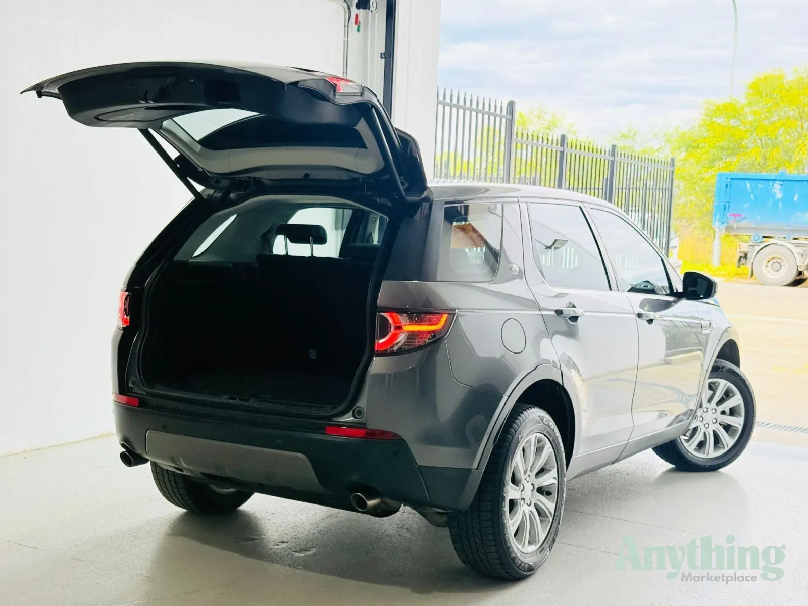 2015 Used Land Rover Discovery HSE SUV