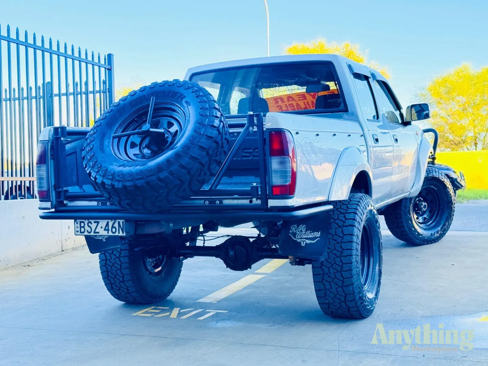 2010 Used Nissan Navara ST-R Ute