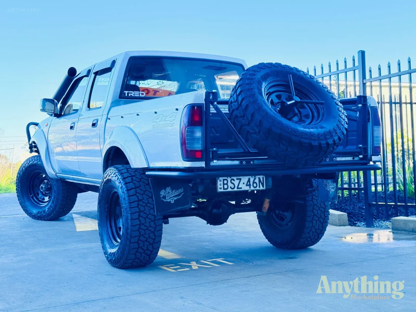 2010 Used Nissan Navara ST-R Ute