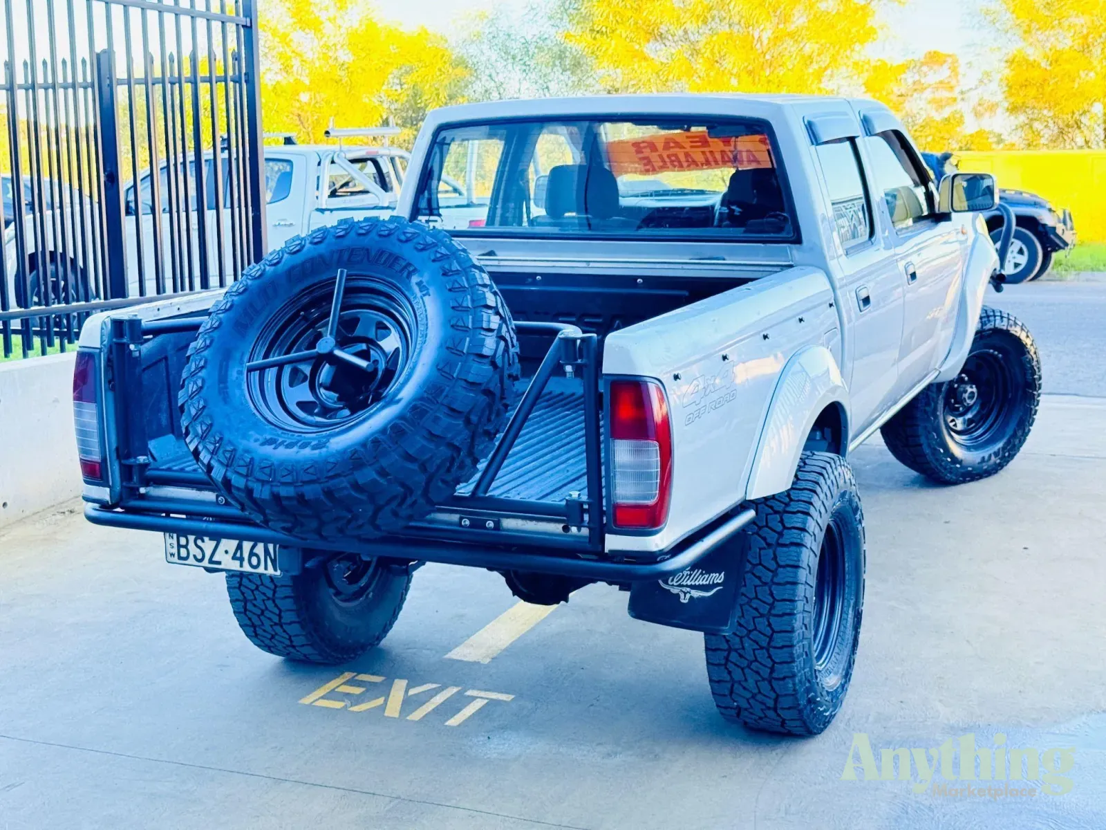 2010 Used Nissan Navara ST-R Ute