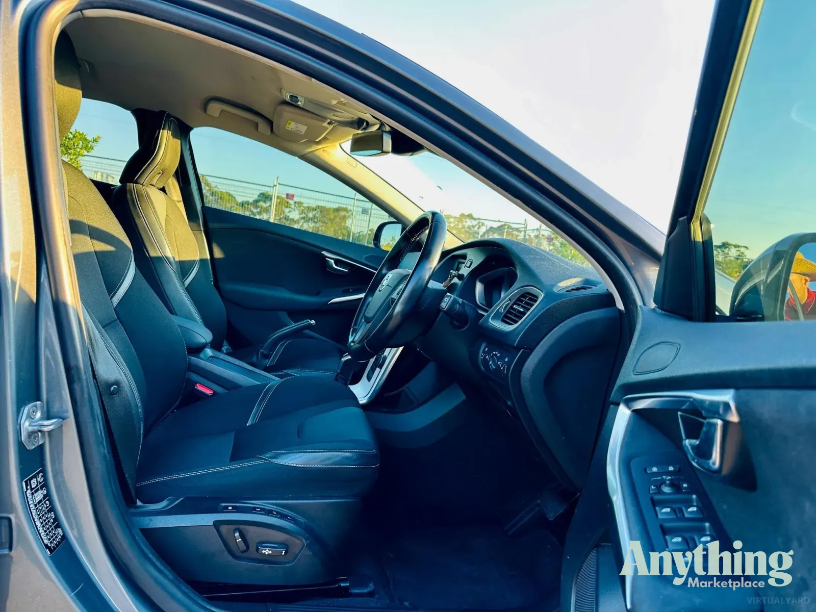 2014 Used Volvo V40 Kinetic Hatchback
