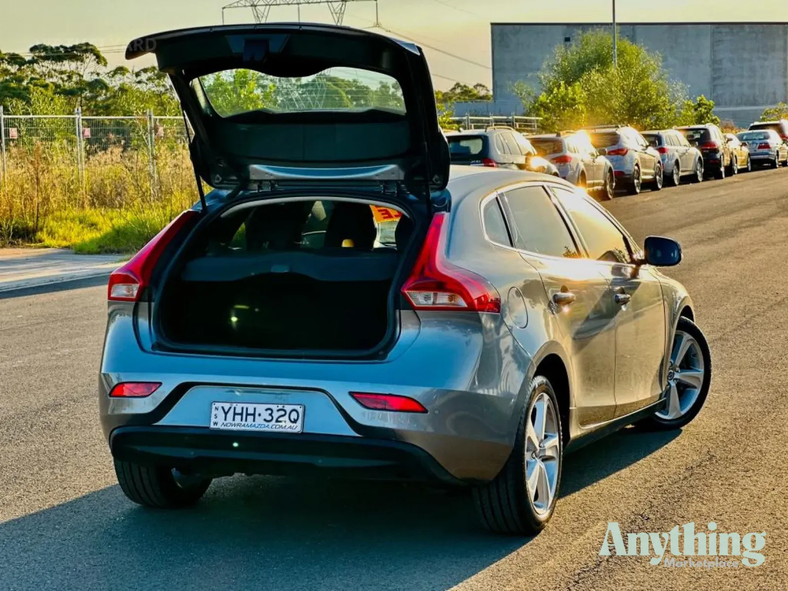 2014 Used Volvo V40 Kinetic Hatchback