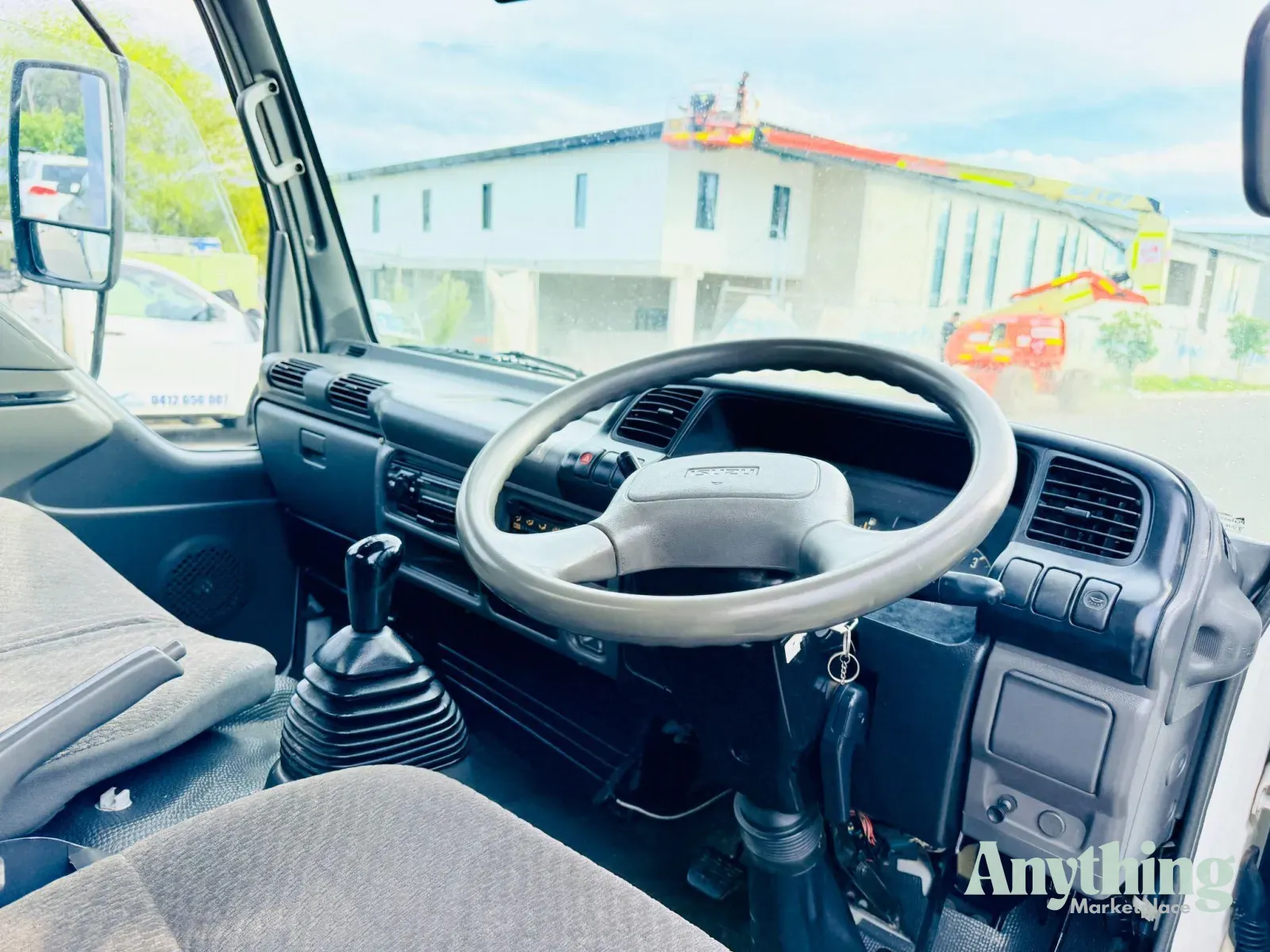 2004 Used Isuzu NKR200 5.00 Ute