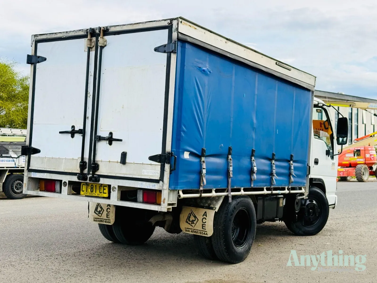 2004 Used Isuzu NKR200 5.00 Ute