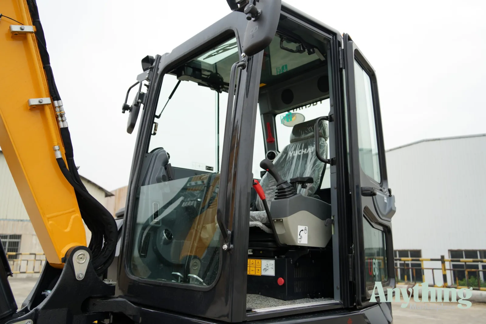 New Yuchai U60 Excavators