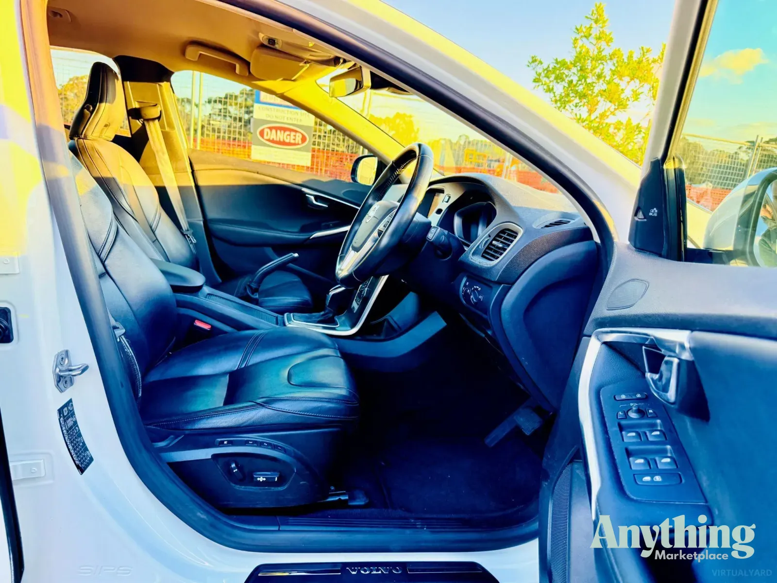 2014 Used Volvo V40 D4 Luxury Hatchback