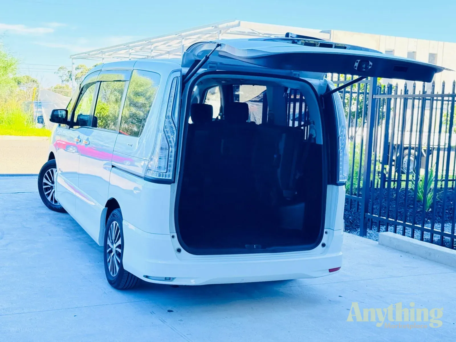 2014 Used Nissan Serena Highway Star People Mover