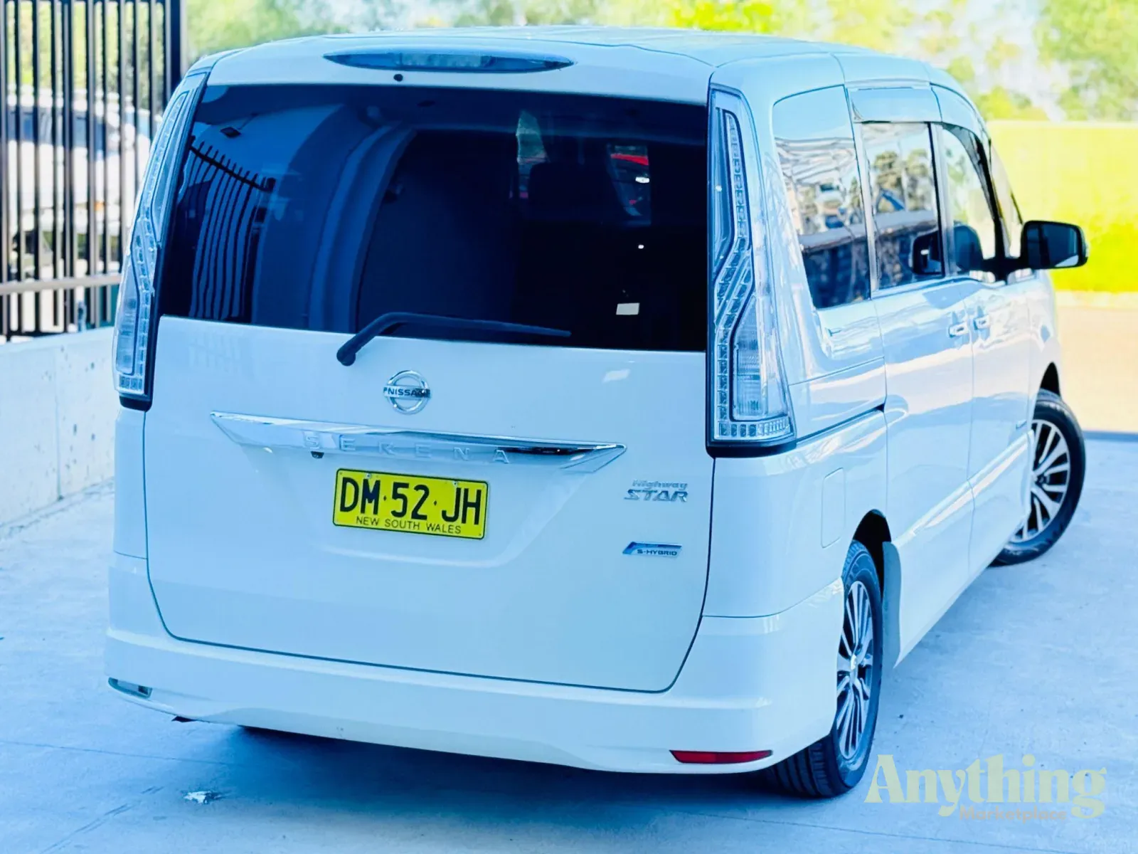 2014 Used Nissan Serena Highway Star People Mover